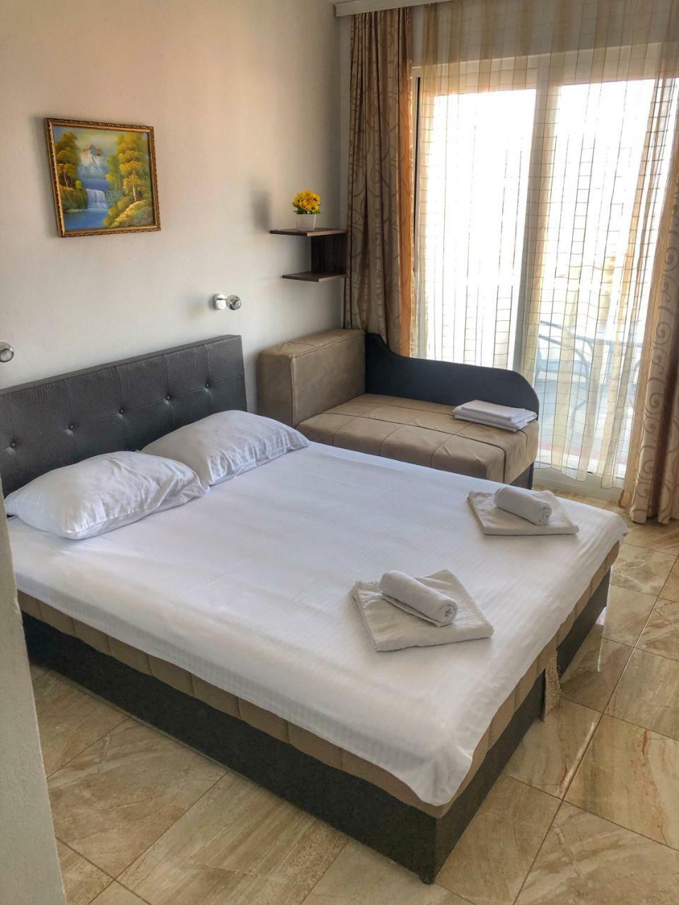 Seaview Apartment *